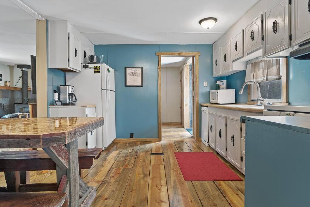 Вилла Blue Pine Retreat Lead Экстерьер фото