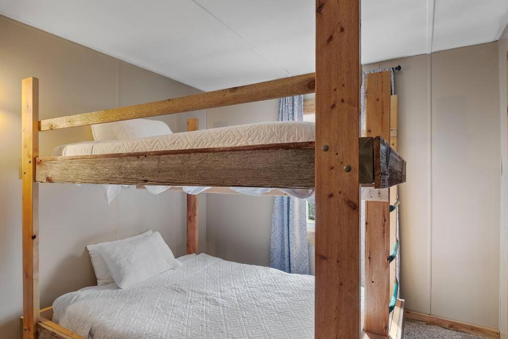 Вилла Blue Pine Retreat Lead Экстерьер фото