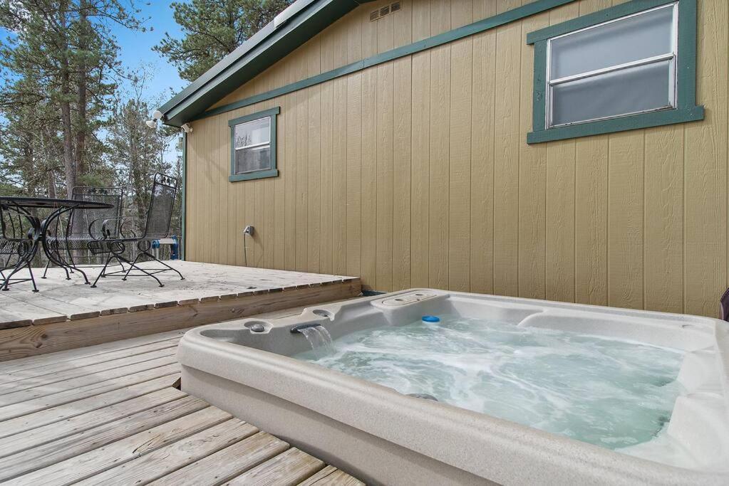 Вилла Blue Pine Retreat Lead Экстерьер фото